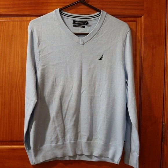Nautica Navtech Light Blue V-Neck Pullover Sweater Classic Fit Cozy Style Medium - Picture 2 of 13
